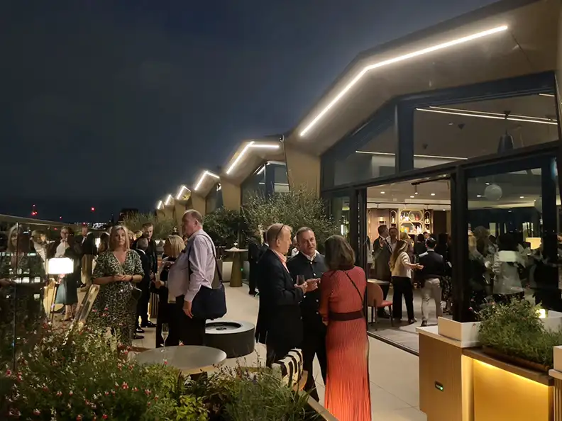 Imperial Hotel Rooftop Bar Arcus Vertical Extension